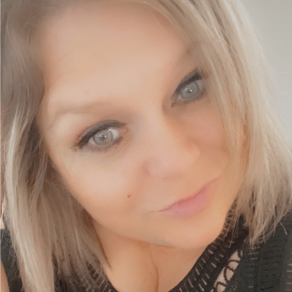 Meet your Posher, Brandy